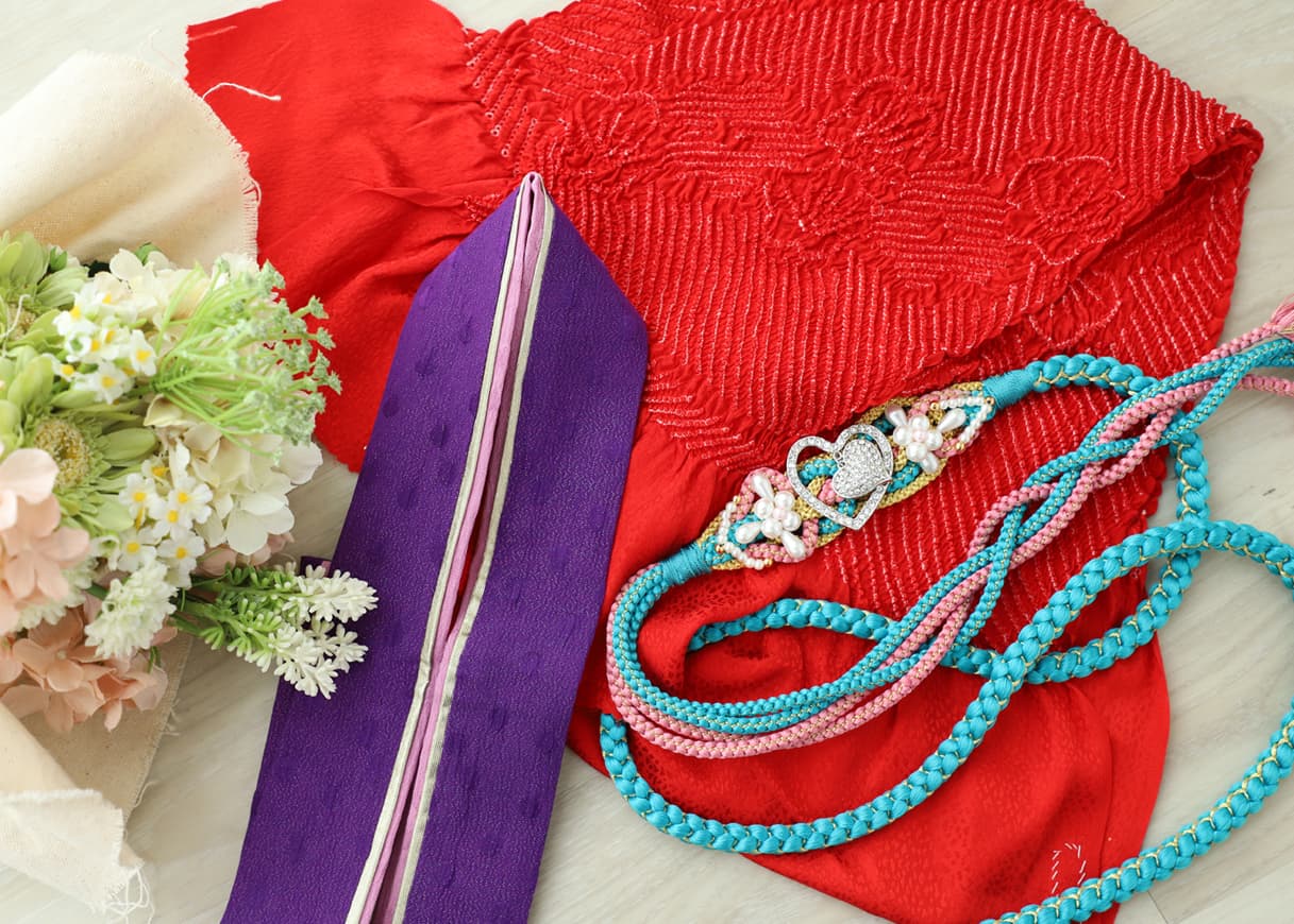 振袖レンタル(成人式)奈良市・大和郡山市・天理市_フォトスタジオワタナベ(渡辺写真館)奈良本店_小物アレンジ1